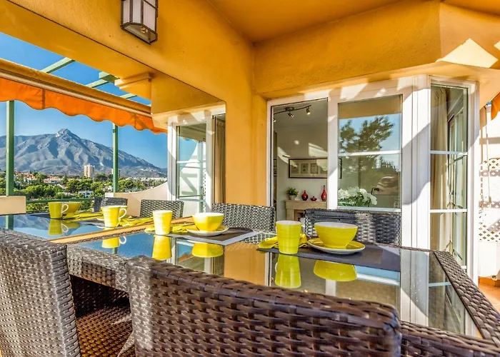 Appartement In Senorio De Aloha With Sea Views *