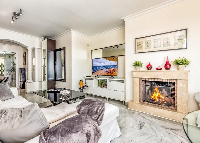 In Senorio De Aloha With Sea Views Appartement Marbella