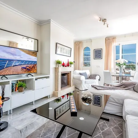 In Senorio De Aloha With Sea Views Apartment