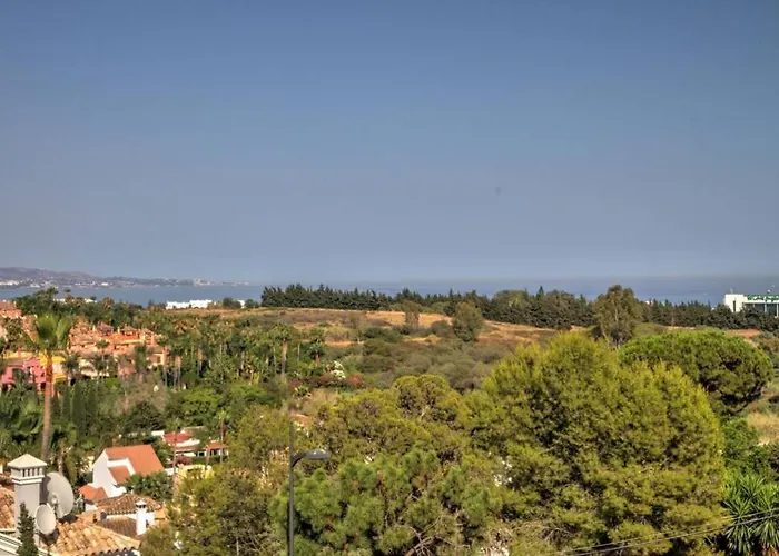 In Senorio De Aloha With Sea Views Appartement Marbellac
