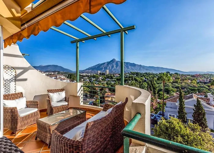 Appartement In Senorio De Aloha With Sea Views *