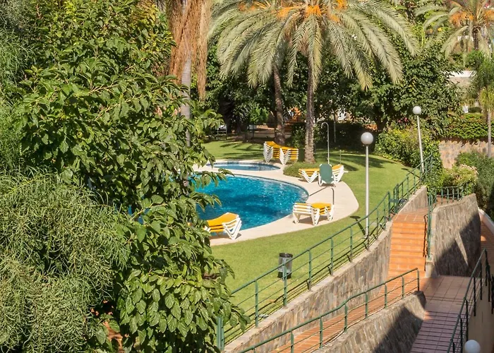 Apartment In Senorio De Aloha With Sea Views Marbella