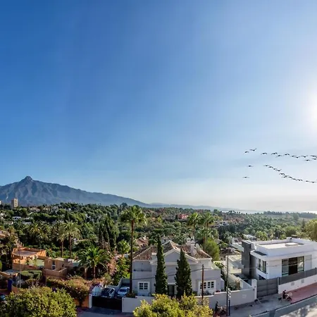 아파트 In Senorio De Aloha With Sea Views *